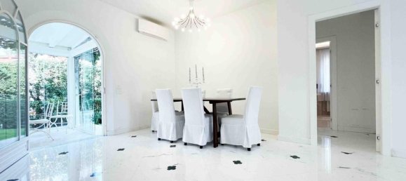 8 rooms Villa in Pietrasanta, Italy No. 40604 40