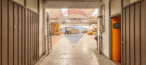 4 rooms Commercial property in Borgomanero, Italy No. 56279 10