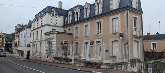 3 bedrooms Apartment in Montargis, France No. 78120 4