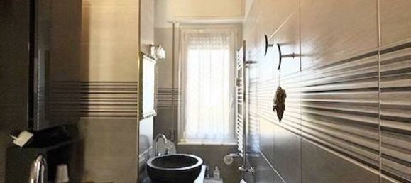 2 bedrooms Apartment in Milan, Italy No. 266777 15