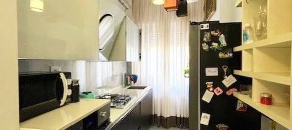 2 bedrooms Apartment in Milan, Italy No. 266777 9