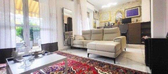 2 bedrooms Apartment in Milan, Italy No. 266777 4