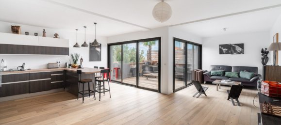 6 bedrooms House in Bagnolet, France No. 134233 7