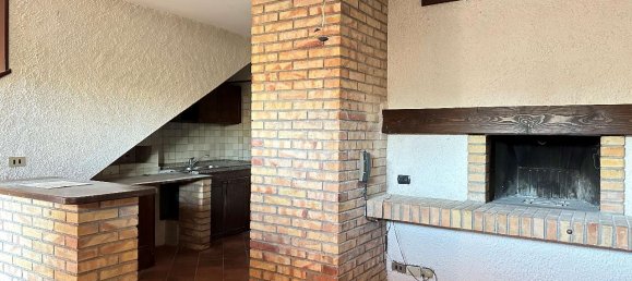 4 rooms House in Ancona, Italy No. 34123 16