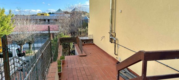 4 rooms House in Ancona, Italy No. 34123 14
