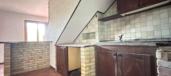 4 rooms House in Ancona, Italy No. 34123 17