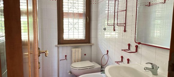 4 rooms House in Ancona, Italy No. 34123 30