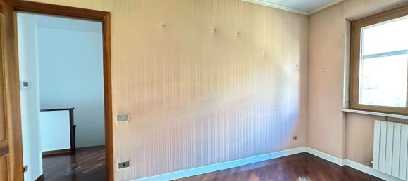 4 rooms House in Ancona, Italy No. 34123 41