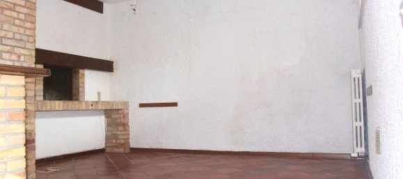 4 rooms House in Ancona, Italy No. 34123 18