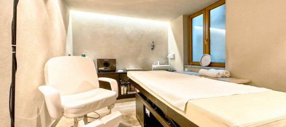 250m² Commercial property in Alagna Valsesia, Italy No. 84040 32