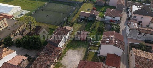 3 bedrooms House in Illasi, Italy No. 263115 26