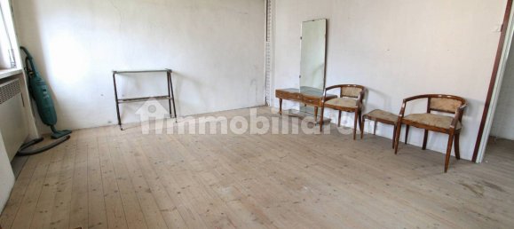 3 bedrooms House in Illasi, Italy No. 263115 12