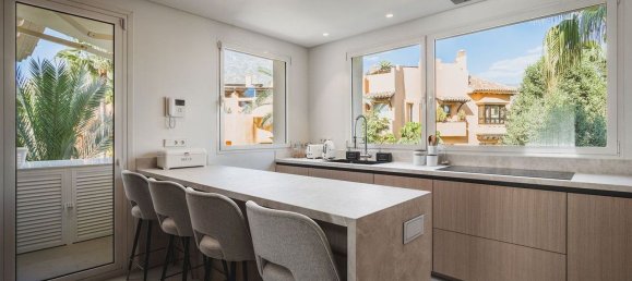 3 Schlafzimmer Penthouse in Marbella, Spain, Nr. 223724 15