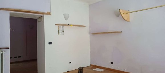 Propiedad comercial en Lanzo Torinese, Italy 75 m² No. 316625 5