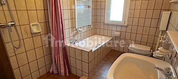 Villa de 6 dormitorios en Istrana, Italy No. 220995 67