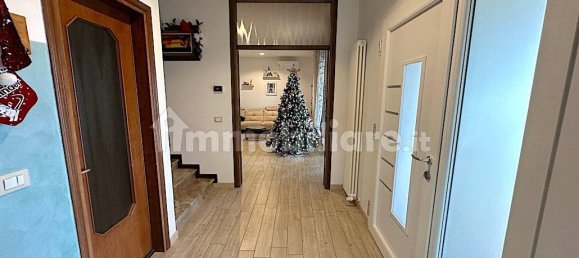 Villa de 6 dormitorios en Istrana, Italy No. 220995 13