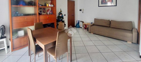 2 rooms Apartment in Naples, Italy No. 127091 3
