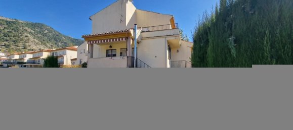 4 bedrooms House in Alfacar, Spain No. 170035 2