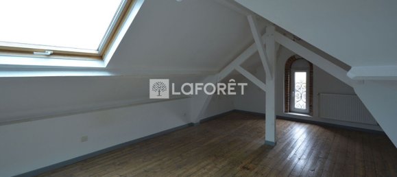 3 bedrooms House in Pithiviers, France No. 154284 9