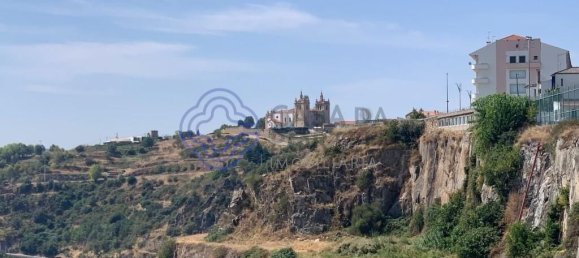 148m² Land in Miranda do Douro, Portugal No. 87992 12