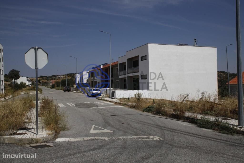 148m² Land in Miranda do Douro, Portugal No. 87992