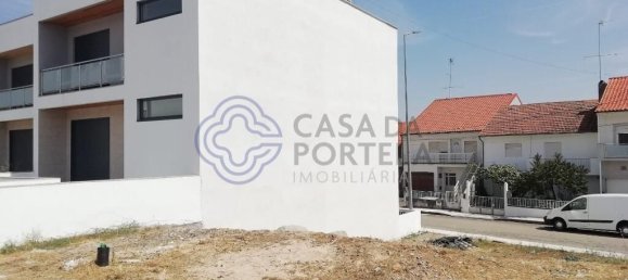 148m² Land in Miranda do Douro, Portugal No. 87992 2