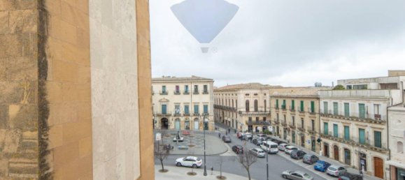 Apartamento de 5 dormitorios en Caltagirone, Italy No. 138567 35