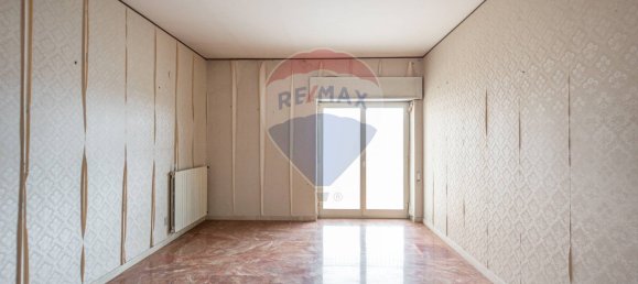 Apartamento de 5 dormitorios en Caltagirone, Italy No. 138567 12