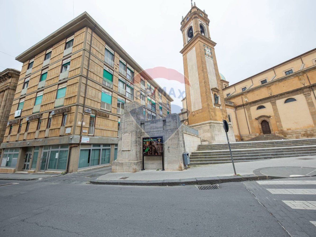 Apartamento de 5 dormitorios en Caltagirone, Italy No. 138567