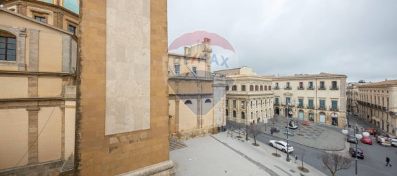 Apartamento de 5 dormitorios en Caltagirone, Italy No. 138567 37
