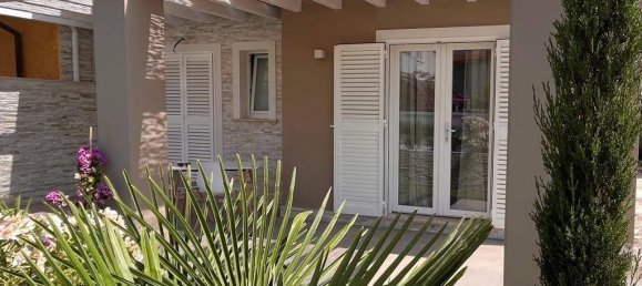 Villa de 4 dormitorios en Forte dei Marmi, Italy No. 188609 13