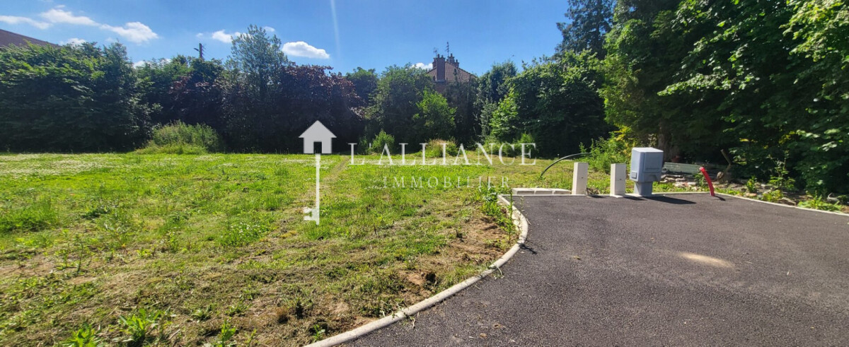 Grundstück in Fretin, France 719m², Nr. 358344