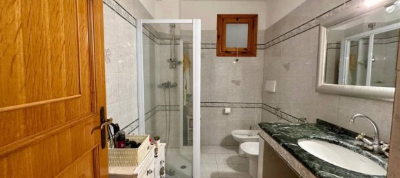 Квартира с 4 комнатами в Марино, Италия № 41028 18