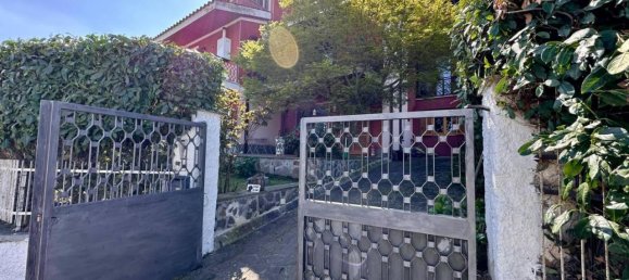 Квартира с 4 комнатами в Марино, Италия № 41028 23