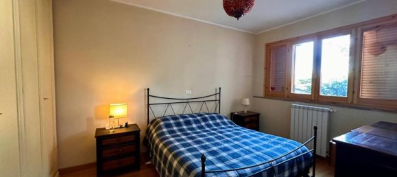 Квартира с 4 комнатами в Марино, Италия № 41028 12