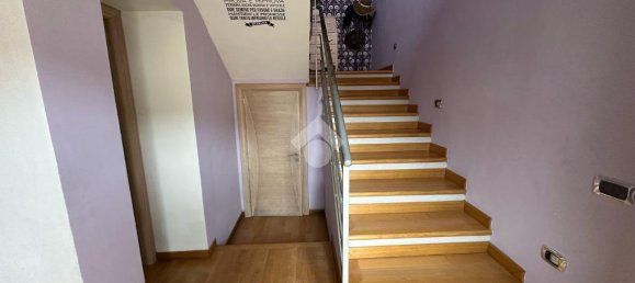 Casa de 4 divisões em Montesarchio, Italy N.º 230970 28