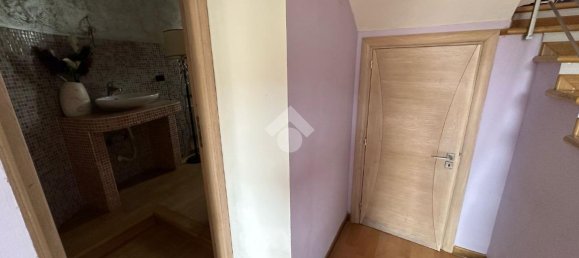 Casa de 4 divisões em Montesarchio, Italy N.º 230970 12