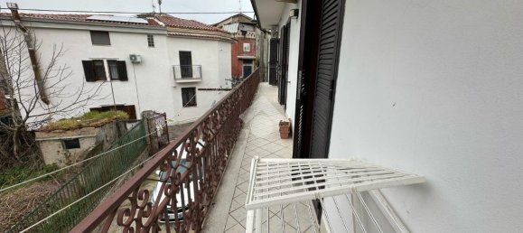 Casa de 4 divisões em Montesarchio, Italy N.º 230970 16