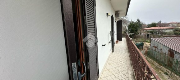 Casa de 4 divisões em Montesarchio, Italy N.º 230970 8