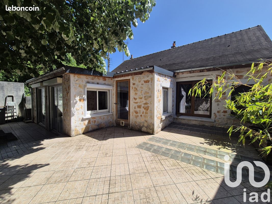 Дом с 3 спальнями в Сен-э-Марн, Франция № 329538