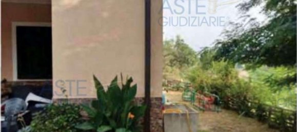 Apartamento de 6 habitaciónes en Cervicati, Italy No. 179711 16