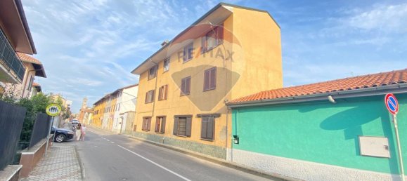 Apartamento de 3 habitaciónes en Castano Primo, Italy No. 164758 11