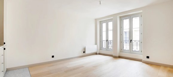 2 bedrooms Apartment in Paris, France No. 149096 2