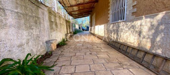 4 rooms Villa in Bitonto, Italy No. 22403 12