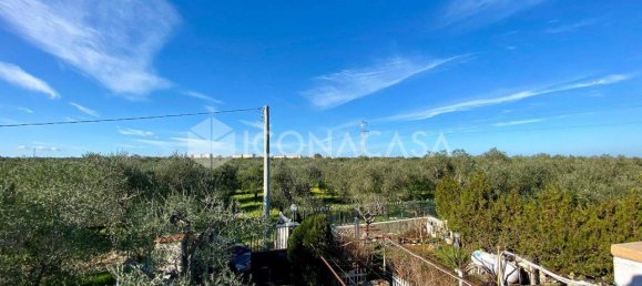 4 rooms Villa in Bitonto, Italy No. 22403 11