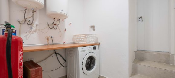 5 bedrooms Villa in Funchal, Portugal No. 131988 16