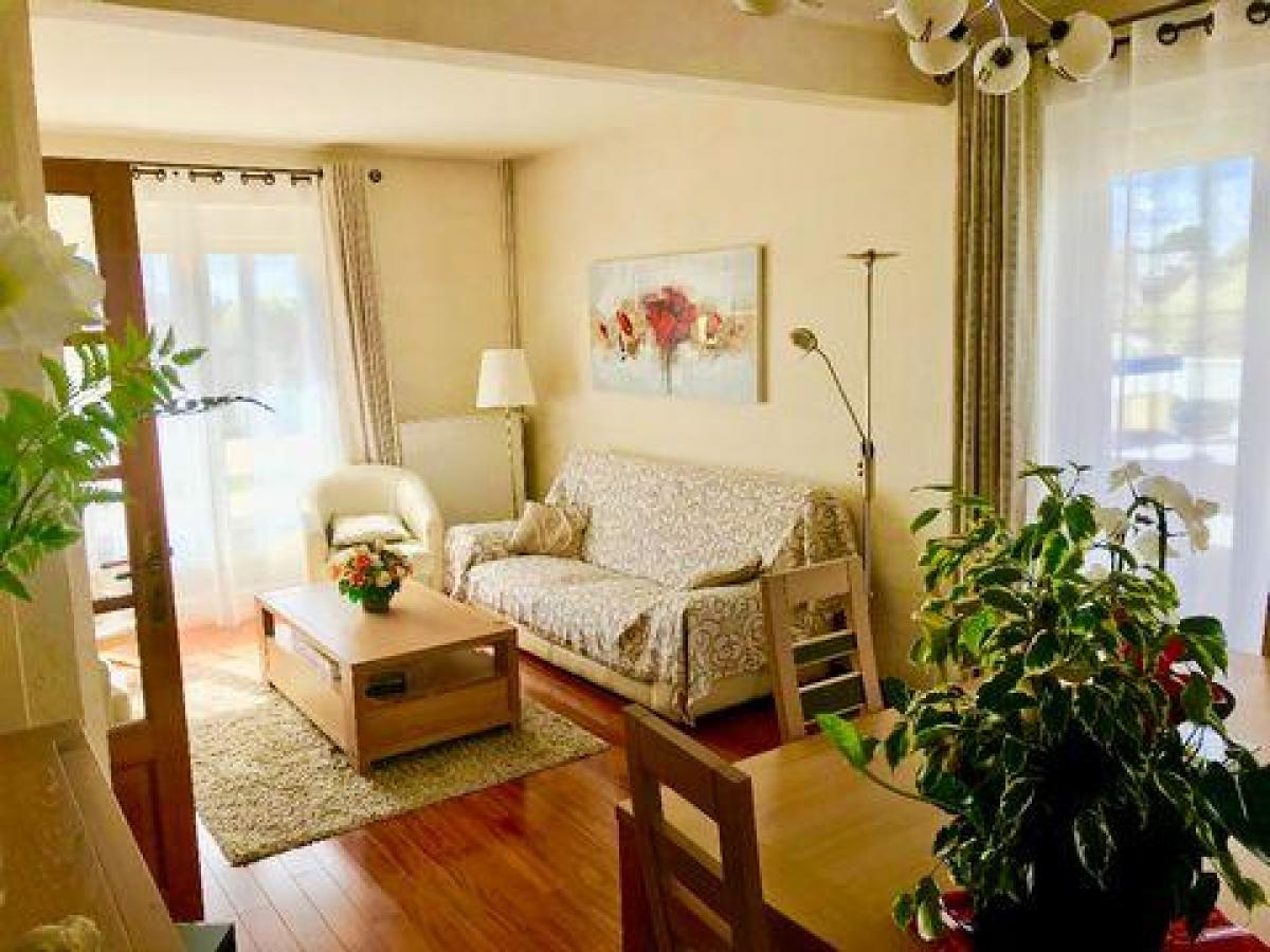 4 bedrooms Condo in Nevers, France No. 13924