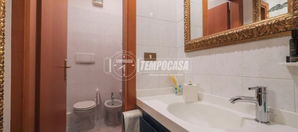 3-salle Appartement à Rimini, Italy No. 294863 17