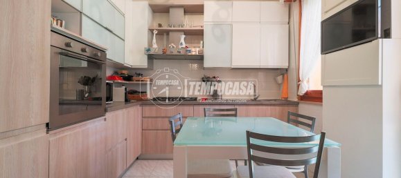 3-salle Appartement à Rimini, Italy No. 294863 6