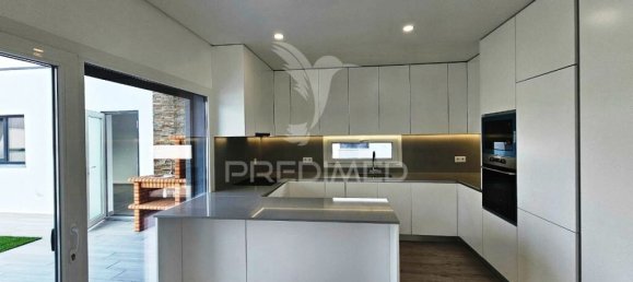 3 Schlafzimmer Haus in Setubal, Portugal, Nr. 137602 20